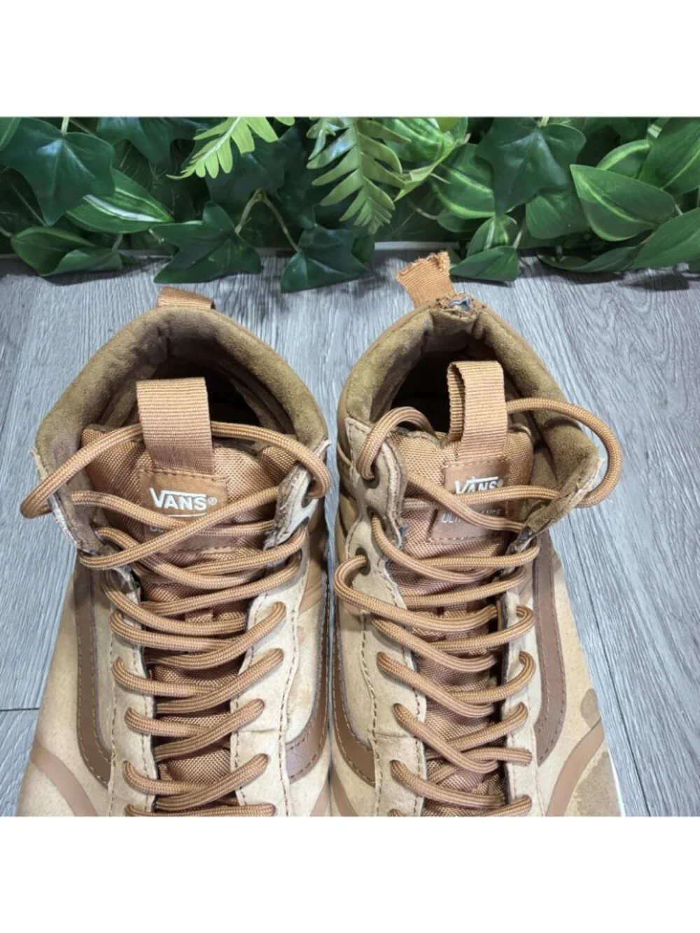 VANS UltraRange Hi DL MTE, Mens Sz 11 Chipmunk Marshmallow